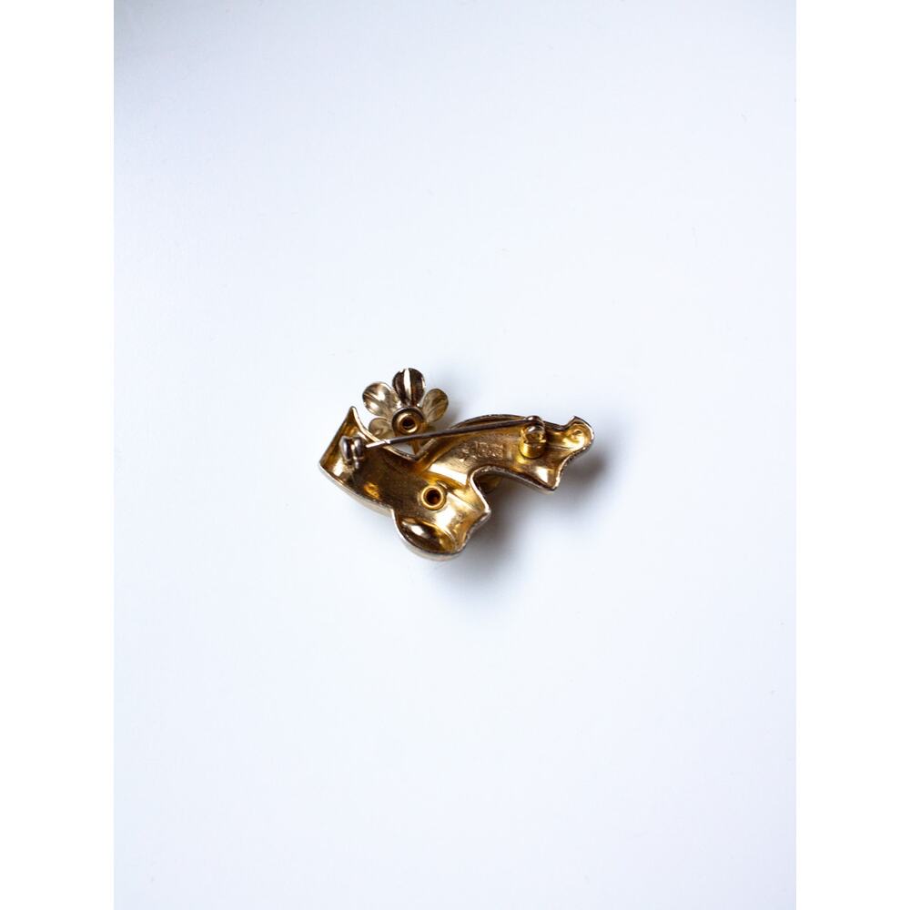 Yellow Gold Plated Coro Brooch - Picture 2 of 4